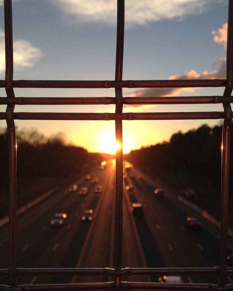 Dr. George Uriarte Scaranto atendendo paciente